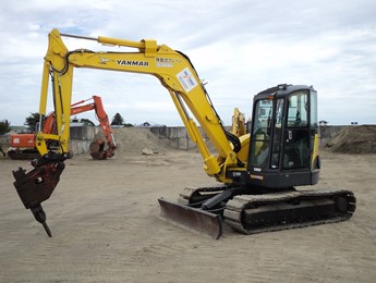 (5) Yanmar Vio70